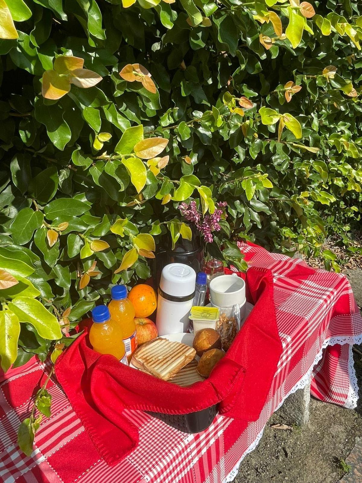 Pouzada Bom Clima - Servimos Cestas De Cafe Da Manha - Melhor Custo Beneficio Em Gravata Exterior foto